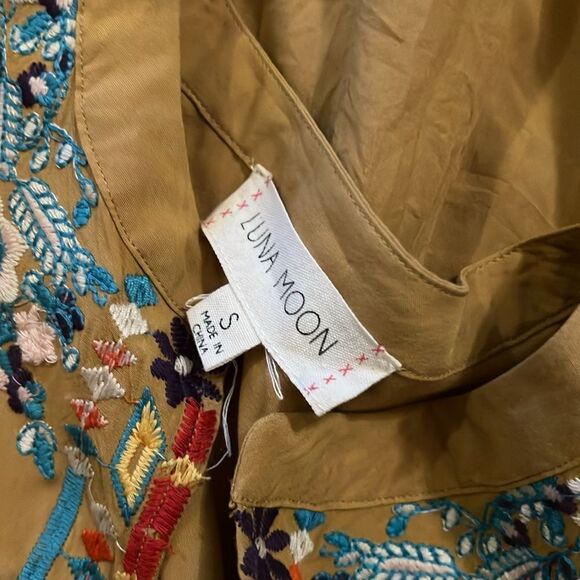 Anthropologie Luna Moon Floral Embroidered Top small - Picture 7 of 8